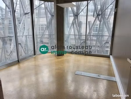 bureaux 643 m² nantes