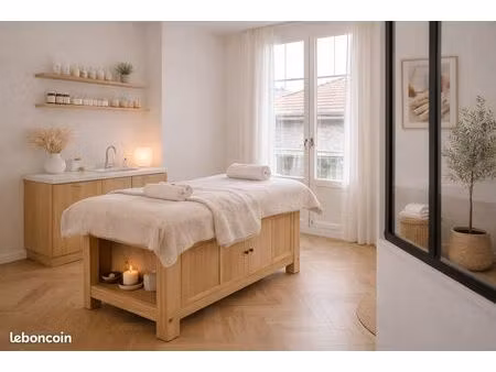 cabine professionnelle de massage à louer