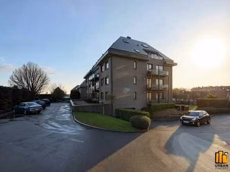 appartement lumineux 90m² + terrasse & parking