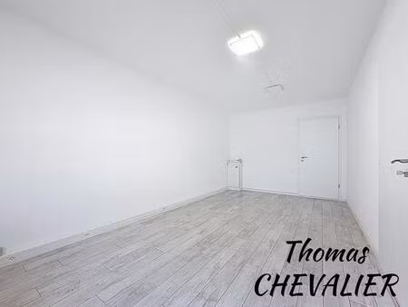 colmar hyper-centre "place des martyrs de la résistance" local professionnel 3 pièces 45 m