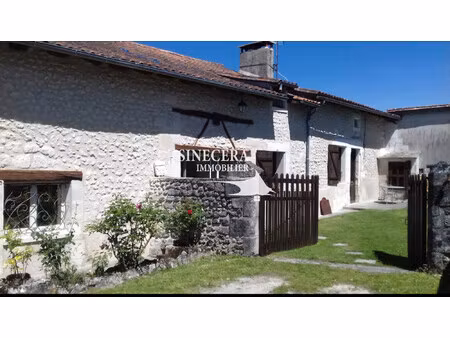 charmante maison en pierre au calme avec piscine