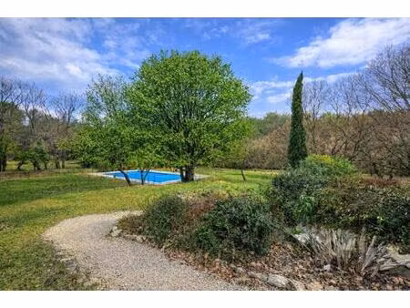 maison familiale 6 pièces avec piscine sur 3600m² en lisière de forêt