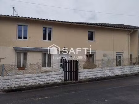 cette maison n’attend qu’une chose : retrouver toute sa splendeur