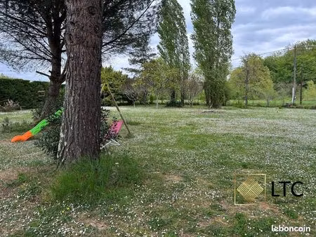 terrain 645 m² baron