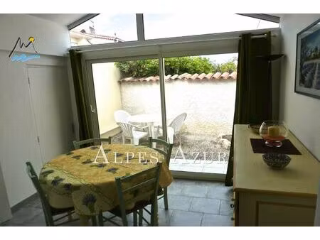 location appartement 1 pièce 24 m² à cagnes-sur-mer (06800)