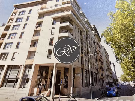 grands bureaux a louer- quartier de vaise