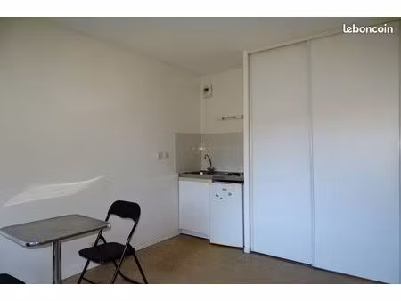 studio proche fac et chu