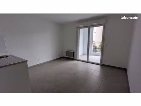 studio centre ville à louer