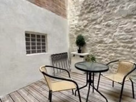 joli studio climatisé terrasse wifi tout inclus
