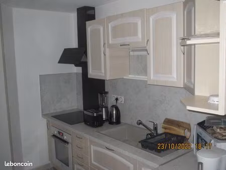 t3 meublé de 47.5 m² proche centre-ville