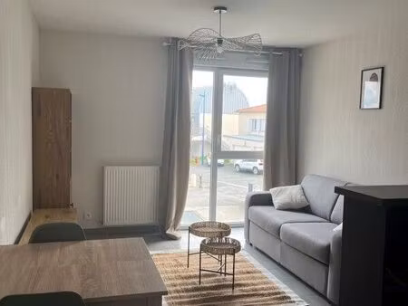 studio 1 pièce 26 m²