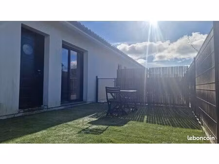 2 pièces meublé avec terrasse et parking