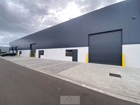 bien professionnel à louer à heist-op-den-berg € 1.500 (llall) - venture properties | zimm