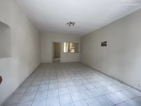 loue maison de ville