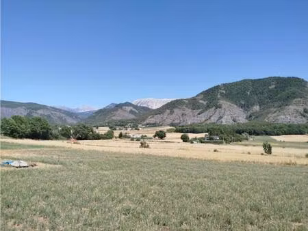 terrain 600 m² avec vue à couper le souffle