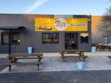 vente bureaux et commerces à machecoul (44270) : à vendre / 125m² machecoul