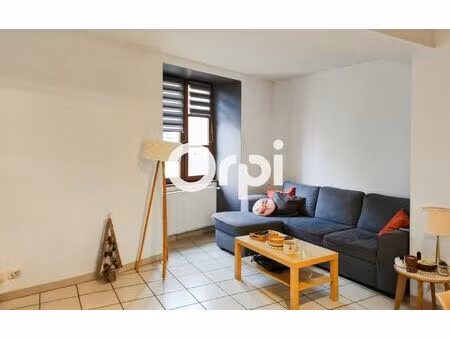 location appartement  m² t-3 à saint-symphorien-sur-coise  550 €
