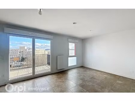 location maison  m² t-1 à clermont-ferrand  495 €