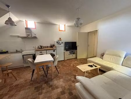 location appartement 2 pièces à gennes-val-de-loire (49350) : à louer 2 pièces / 43m² genn