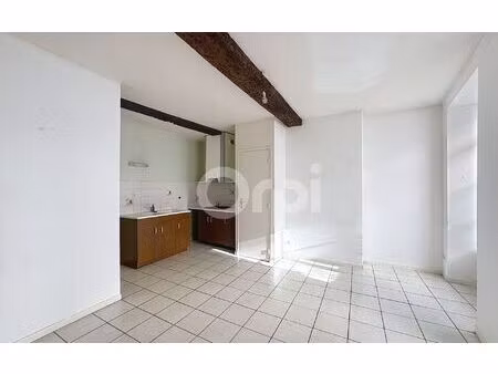 location appartement  m² t-1 à chaumont  360 €