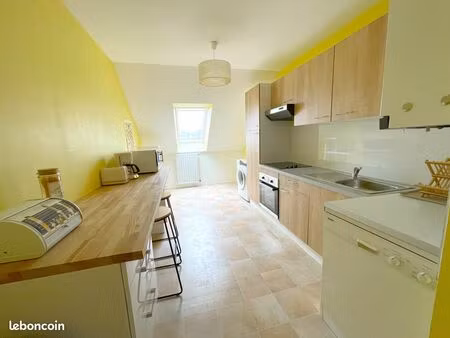 t4 en duplex de 86 m² – dernier étage (2eme) + garage + balcon – à 100 m de la plage des s