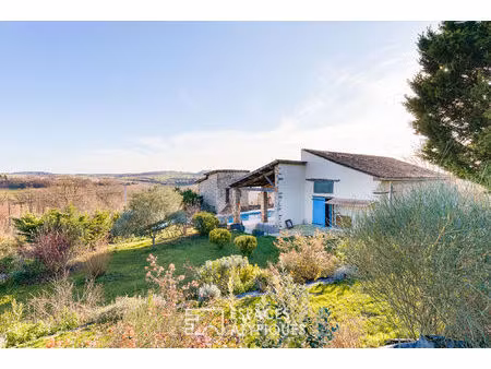 propriété rurale avec piscine et pigeonnier