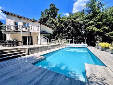 vente maison 7 pièces 161 m² montferrand-le-château (25320)