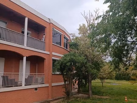 appartement t3 meublé – 73 m² – résidence sécurisée – vue sainte-victoire