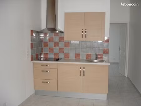 t2 + grand garage 40m