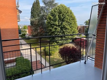 appartement 4 pièces (2 ch) 65 m2