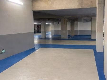 place de parking sous sol