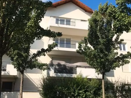 loue box impasse de pegand