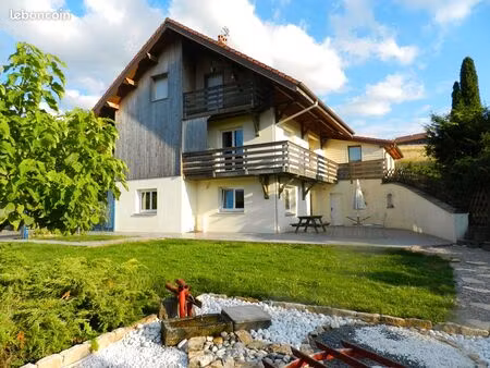 appartement à louer à l'année