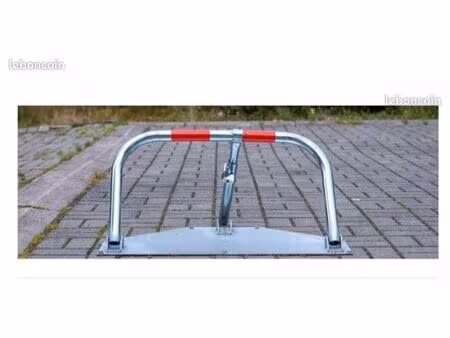 place parking avec arceau de parking