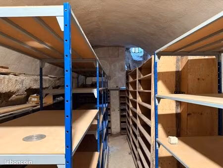 loue cave 30m2 aix centre ville - idéal archives
