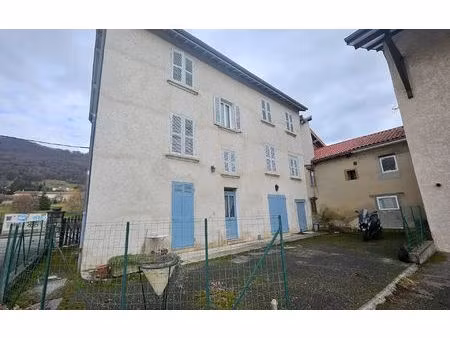 maison la murette 253 m² t-6 à vendre  300 000 €