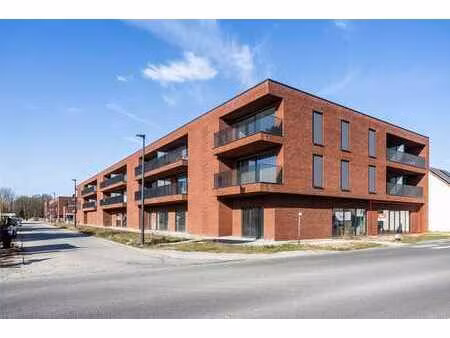 nouveau local commercial ou bureau de 139 m² à vendre dans u