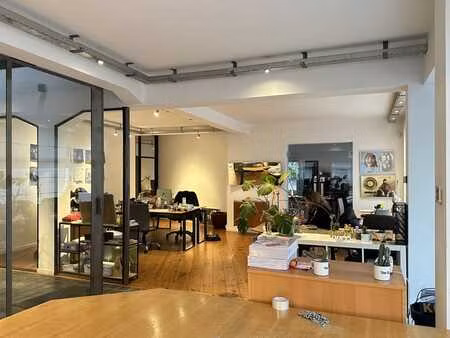 bureau syle loft à louer. espace modulable 65m²
