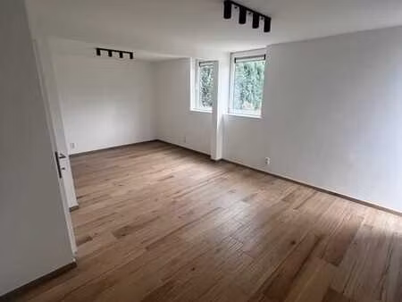 bureau privatif 22m² à louer