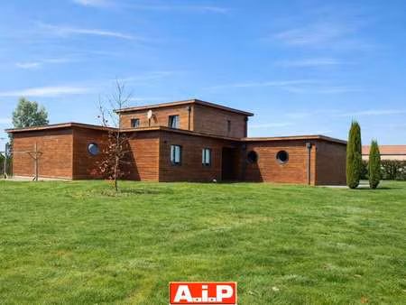 vente maison piscine à chantonnay (85110) : à vendre piscine / 172m² chantonnay