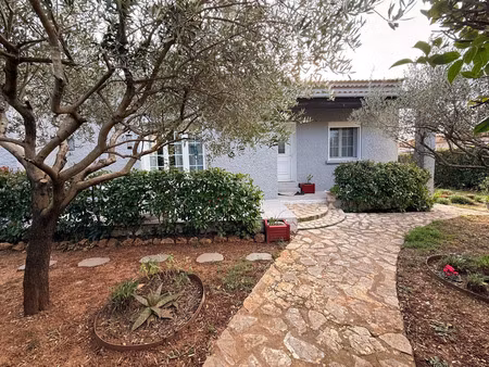 maison à vendre 3 pièces le luc (83)