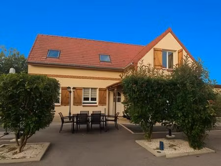 maison 100 m² avec double garage de 75m²