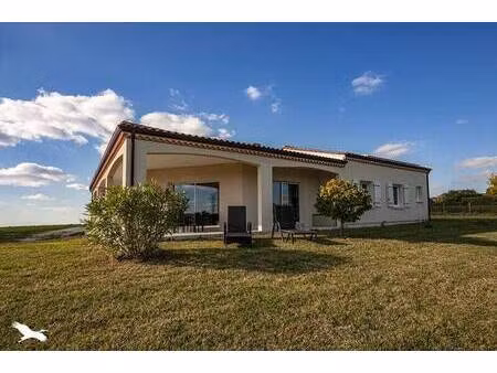 maison de plain-pied à vendre