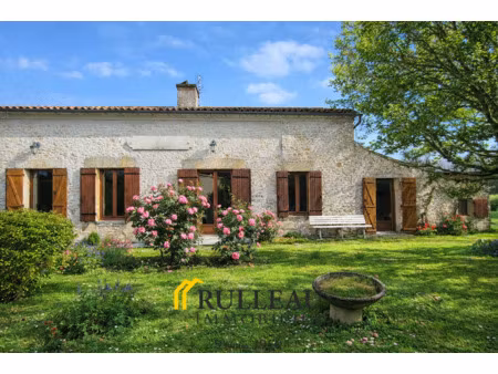 maison en pierre de charme 164 m2 avec jardin 1530 m2  doubl