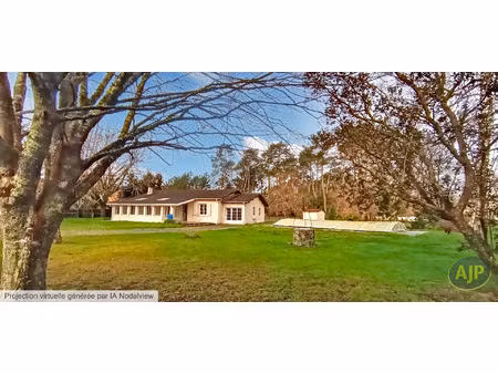 lege: maison avec piscine sur 2000 m²