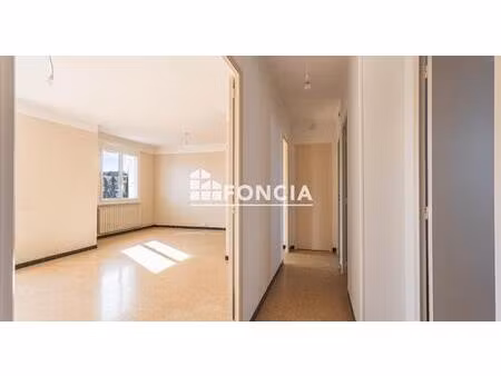 le pradet quartier pin de galle  app t3 de 57 m2  3eme étage