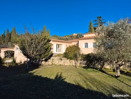 maison familiale 160 m² sur 3 600 m² de terrain dont parcelle constructible