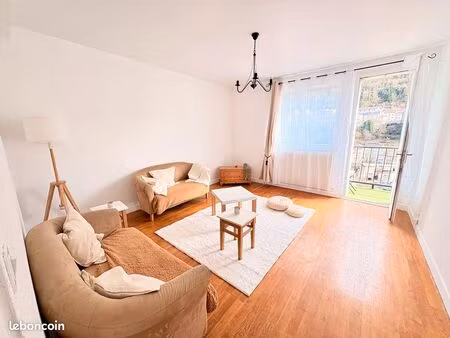 chaleureux t3 avec balcon (chauffage inclus)