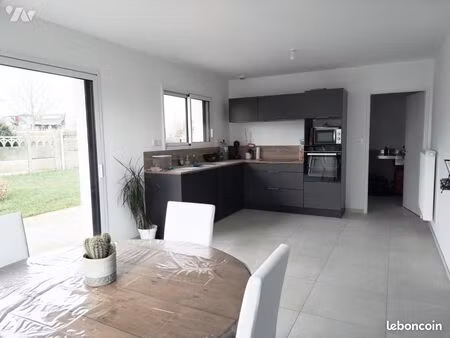 pavillon 4 pièces 92 m²