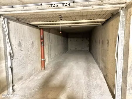 garage/box 35 m² besancon